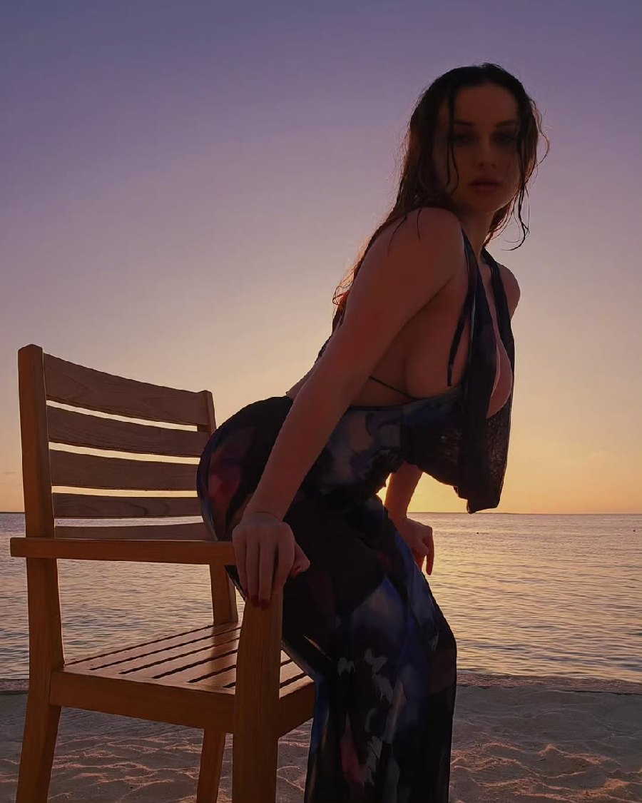 Sexy girl Miranda Faith nude in Anshan