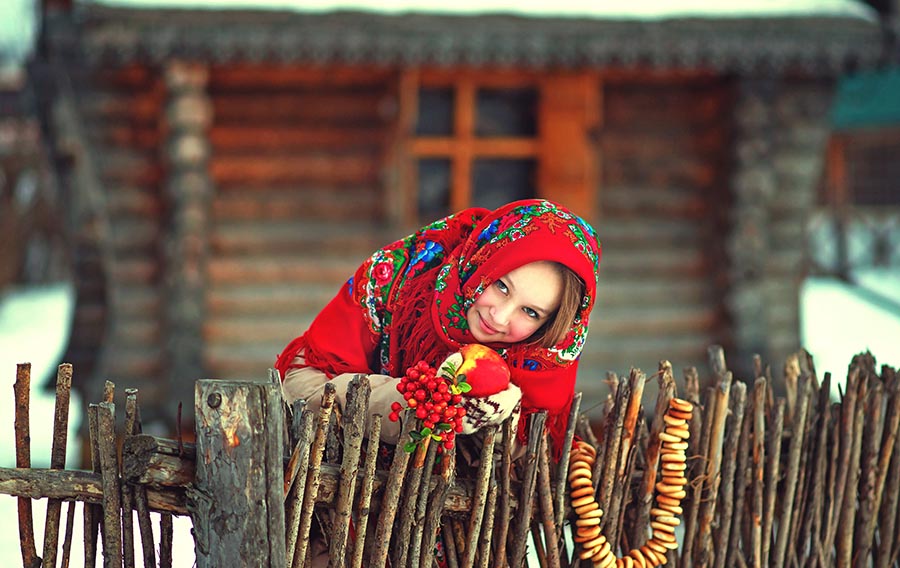 Sexy girl Women in Slavic costumes in Anshan