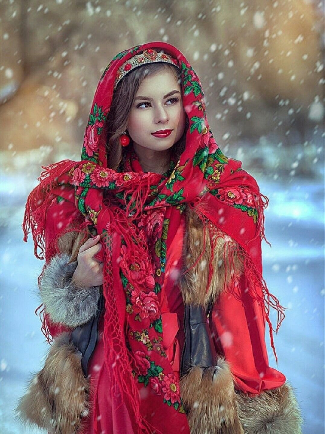 Beautiful girl Women in Slavic costumes in Anshan