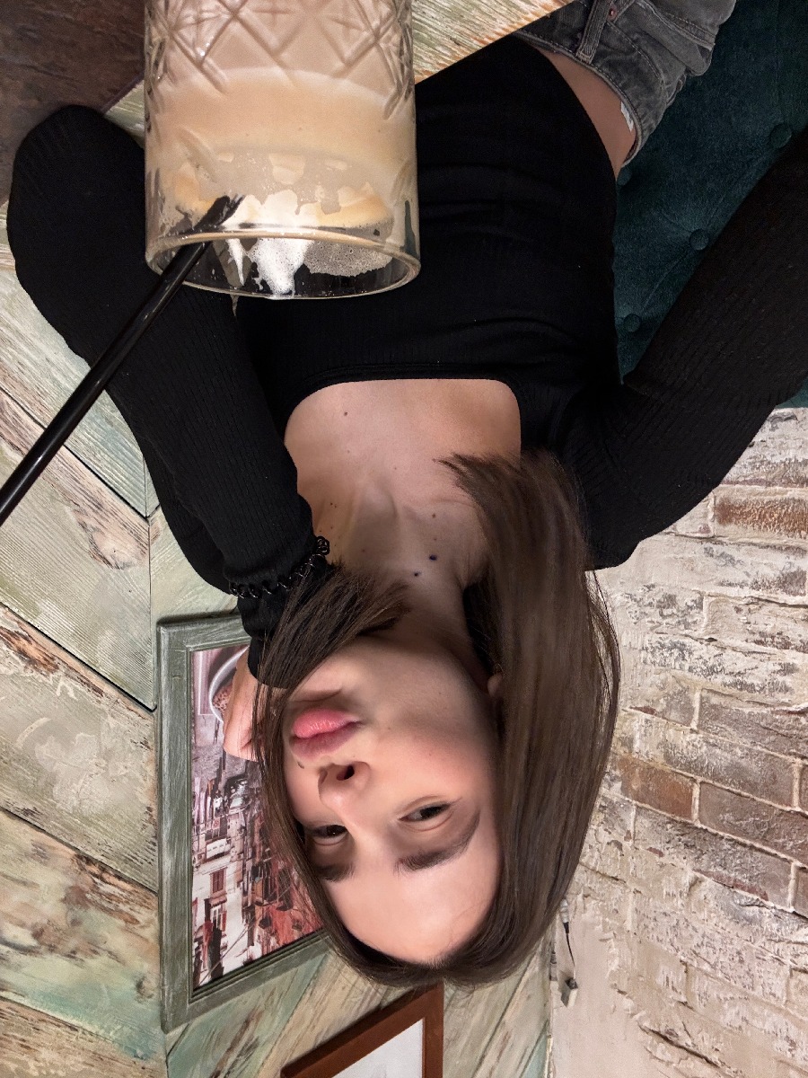 Fresh photos, fresh mood — Tina online in Anshan