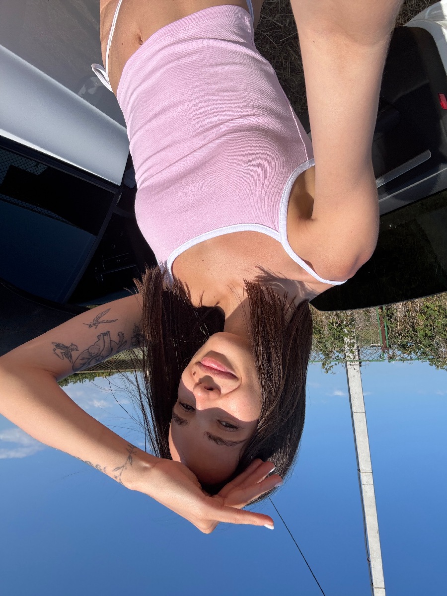 Sexy model Tina in Anshan